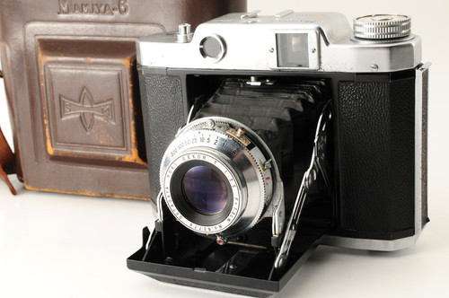 Mamiya model 6x6 6x4 - 6,